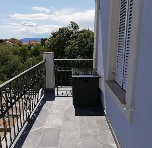 Appartement Ajda - Orange